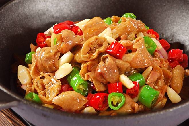 G11 Griddle Cooked Pork Intestine with Hot Pepper 干锅肥肠
